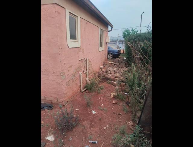 2 BEDROOM HOUSE FOR SALE IN MAPLETON